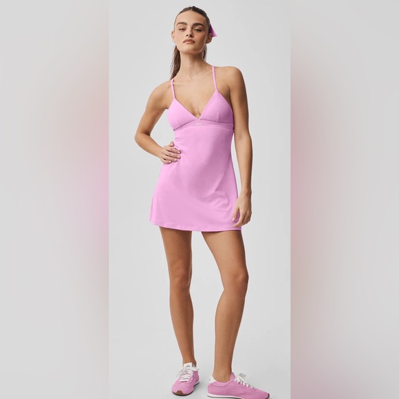 ALO AIRBRUSH SPLENDOR DRESS CANDY HEART PINK - LIMITED EDITION 2026 - NWT - Picture 8 of 8